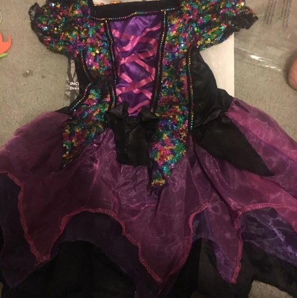Sequin witch costume - Picture 2 of 5